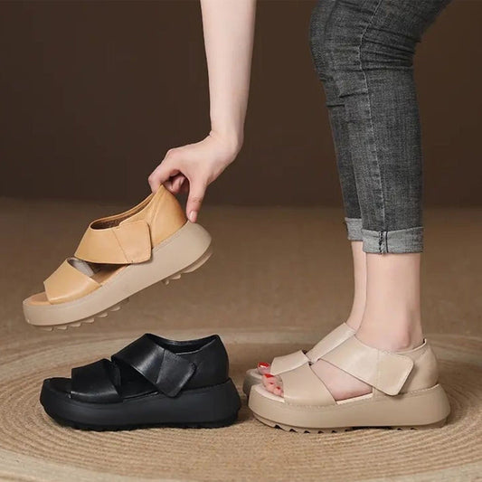 Damen-Retro-Sandalen mit dicker Sohle und Klettverschluss-Hergestellt aus hochwertigem Schweinsleder der ersten Schicht