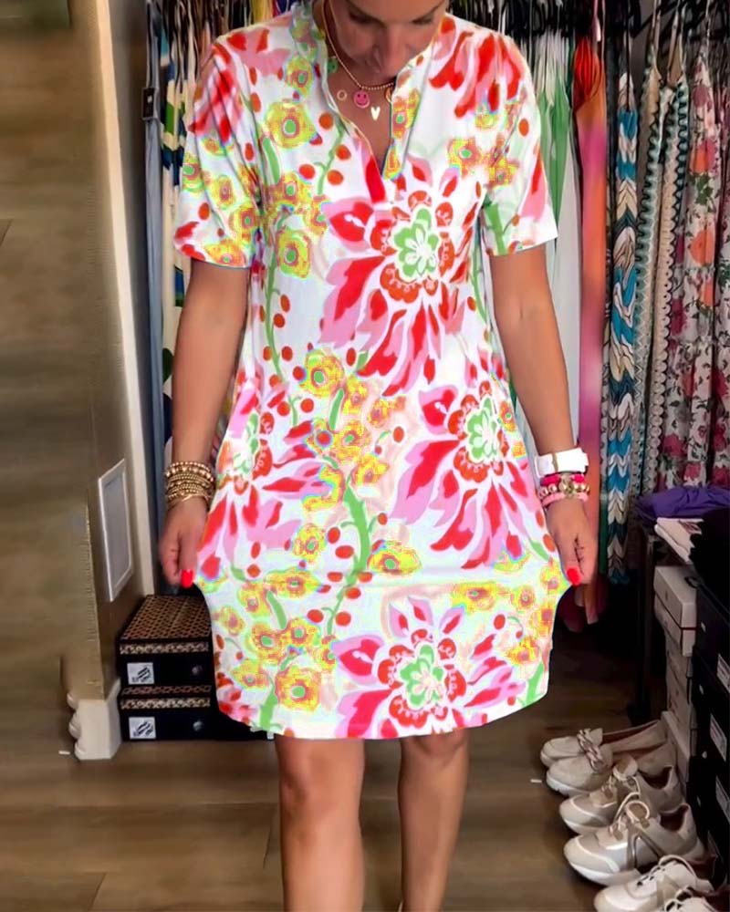 🔥Last Day Promotion 49% OFF -💃 Kurzärmeliges Kleid mit Blumendruck