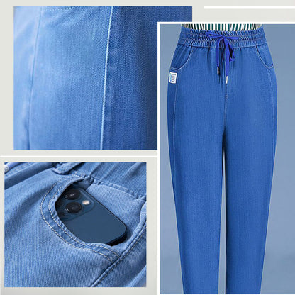 Schmale, lässige, gerade Jeans aus Eisseide