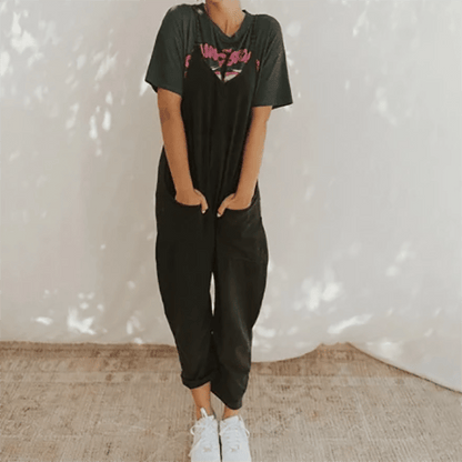 Minimalistischer Overall mit Taschen und V-Ausschnitt