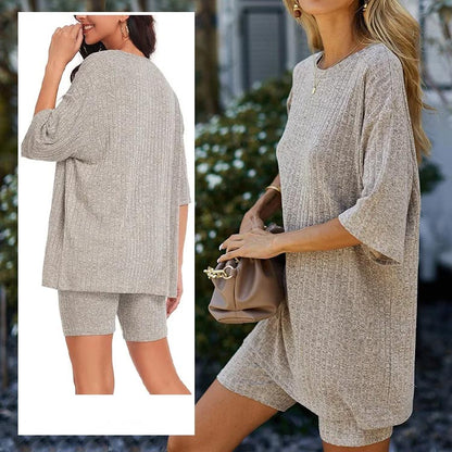 Lässiges 2-teiliges Set aus T-Shirt und Shorts aus Rippenstrick für Damen