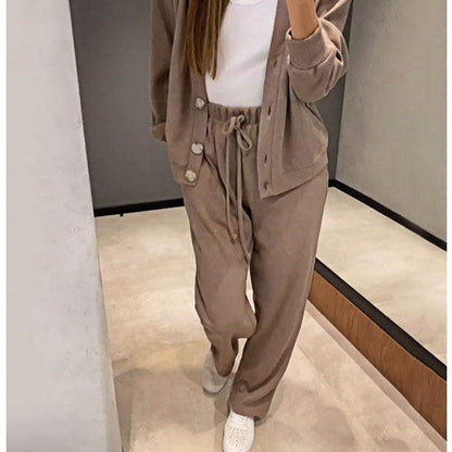 50%Rabatt💥 Herbstlicher neuer Stil Zweiteiliges Set aus gestrickter Jacke mit Knöpfen und Hose für Damen
