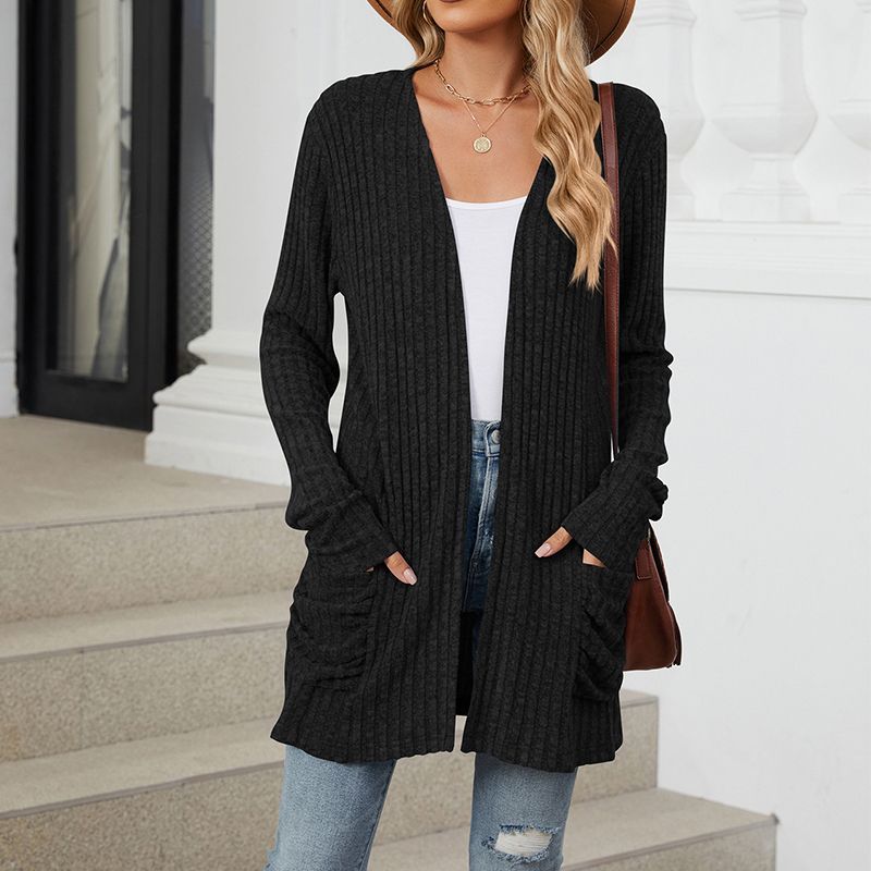 Gemütliche Herbst-Rippenstrickjacke für Damen