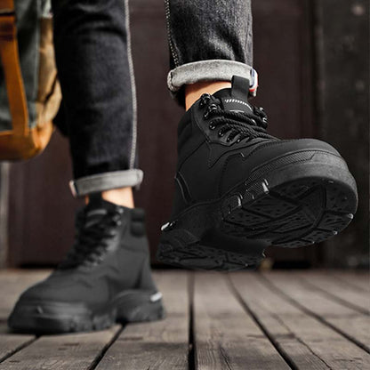 Trendige atmungsaktive Herrenstiefel aus rutschfestem Kunstleder