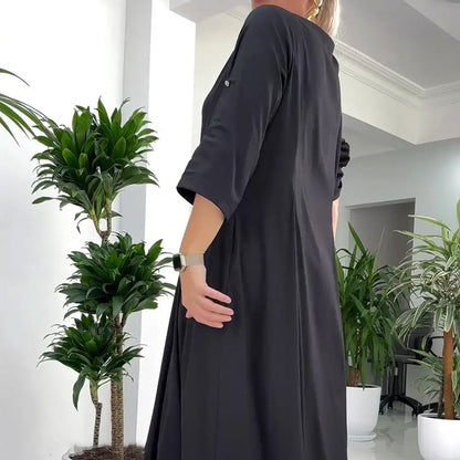 Modisches langes Kleid mit Reißverschluss auf der Vorderseite