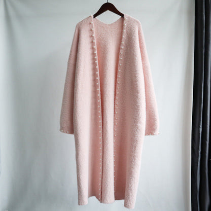 Luxuriöse flauschige Strickjacke mit Perlenbesatz für Damen