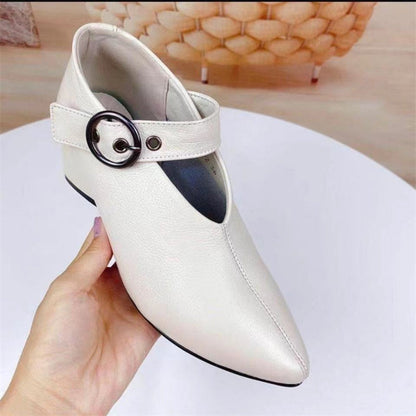 Damen-Schuhe mit Blockabsatz und spitzer Zehenpartie