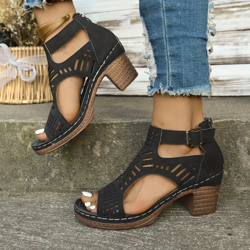 Vielseitige Sandalen mit offener Zehenpartie und mittelhohem Absatz