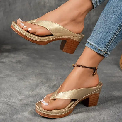 Sommer -Köpfen -Absatzflip -Flops für Frauen
