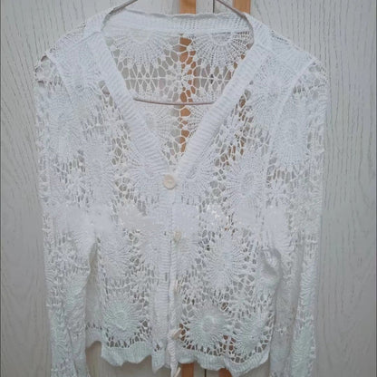 🌸Sommer Hot Sale 49%OFF🌸Langärmeliges Top mit V-Ausschnitt aus Spitze für Frauen