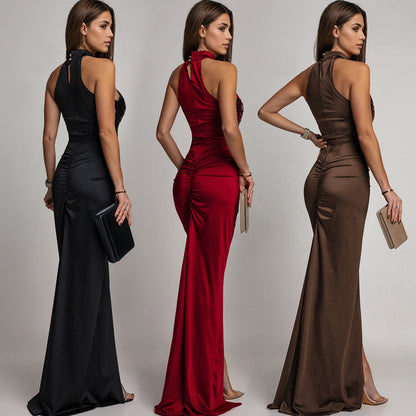 Wunderschönes Neckholderkleid mit Schlitz und Pailletten für Damen