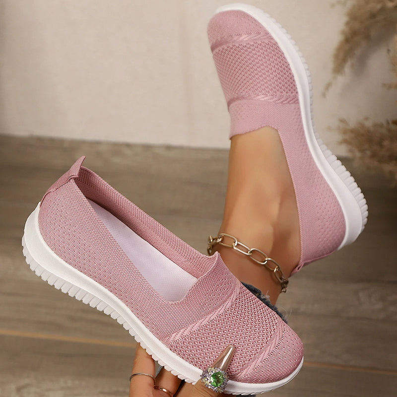 Atmungsaktive Damen-Slipper aus Mesh