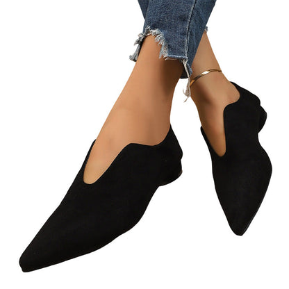Schicke Damen flache Schuhe mit spitzer Zehenpartie und V-Ausschnitt