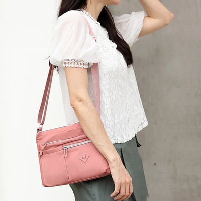 Schlichte, modische Umhängetasche